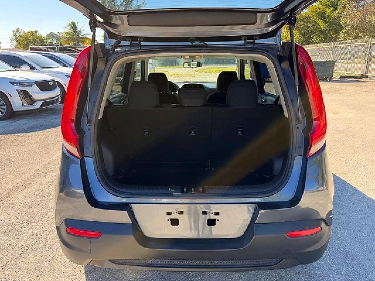 2020 Kia Soul Lx - Image 6
