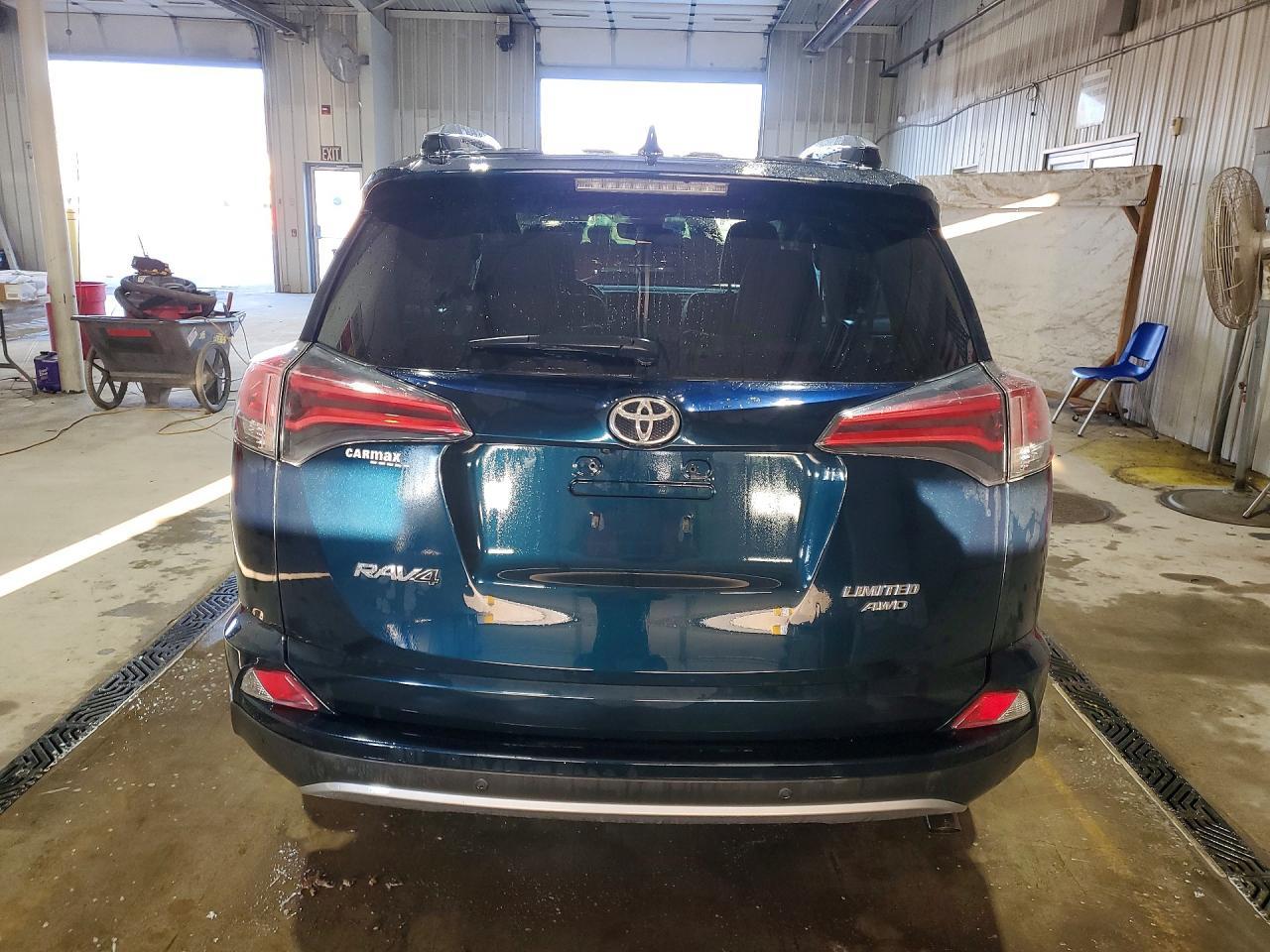 2017 Toyota Rav4 Limited - Image 6