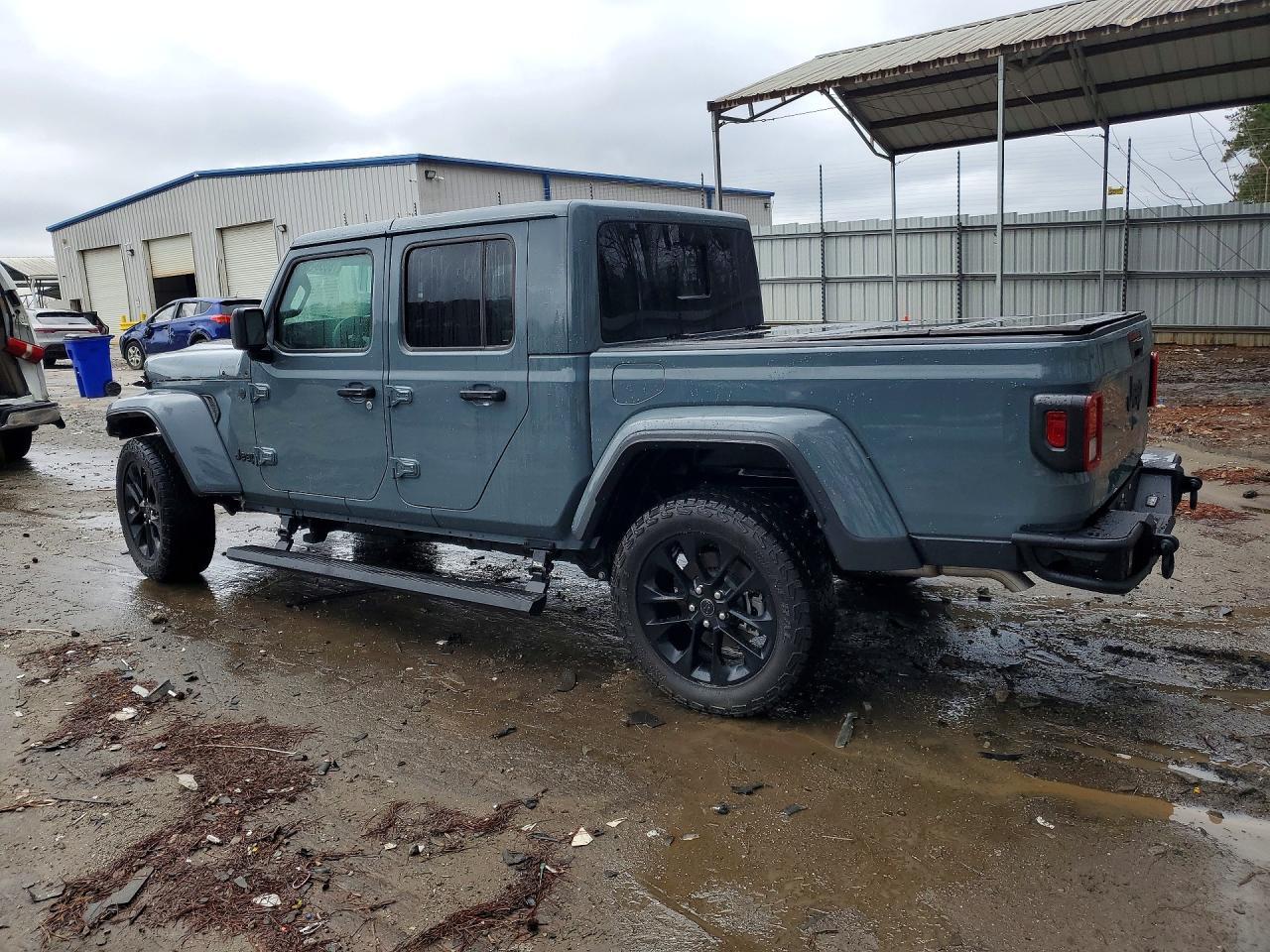 2025 Jeep Gladiator Sport - Image 2