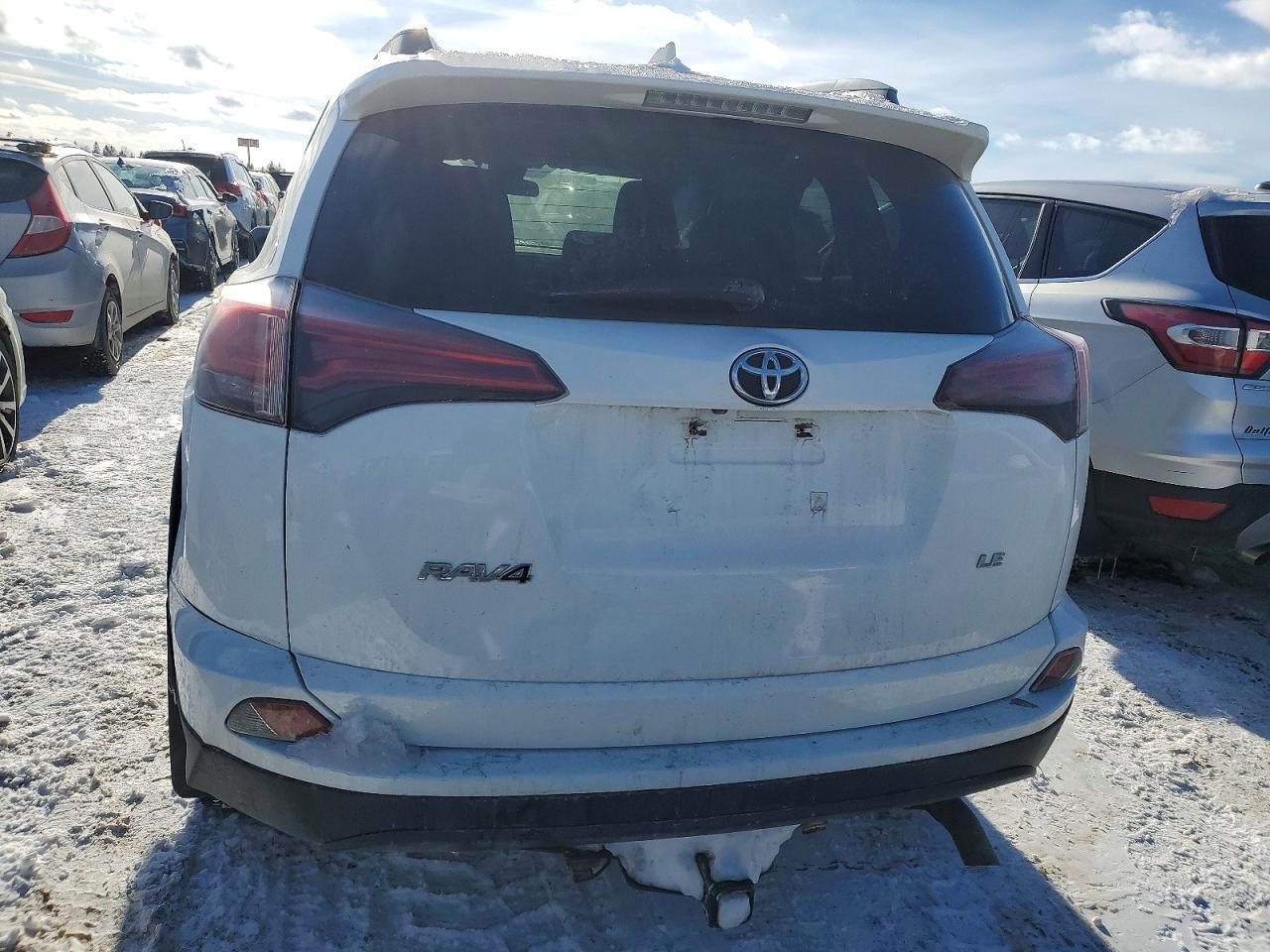 2017 Toyota Rav4 Le - Фото 6
