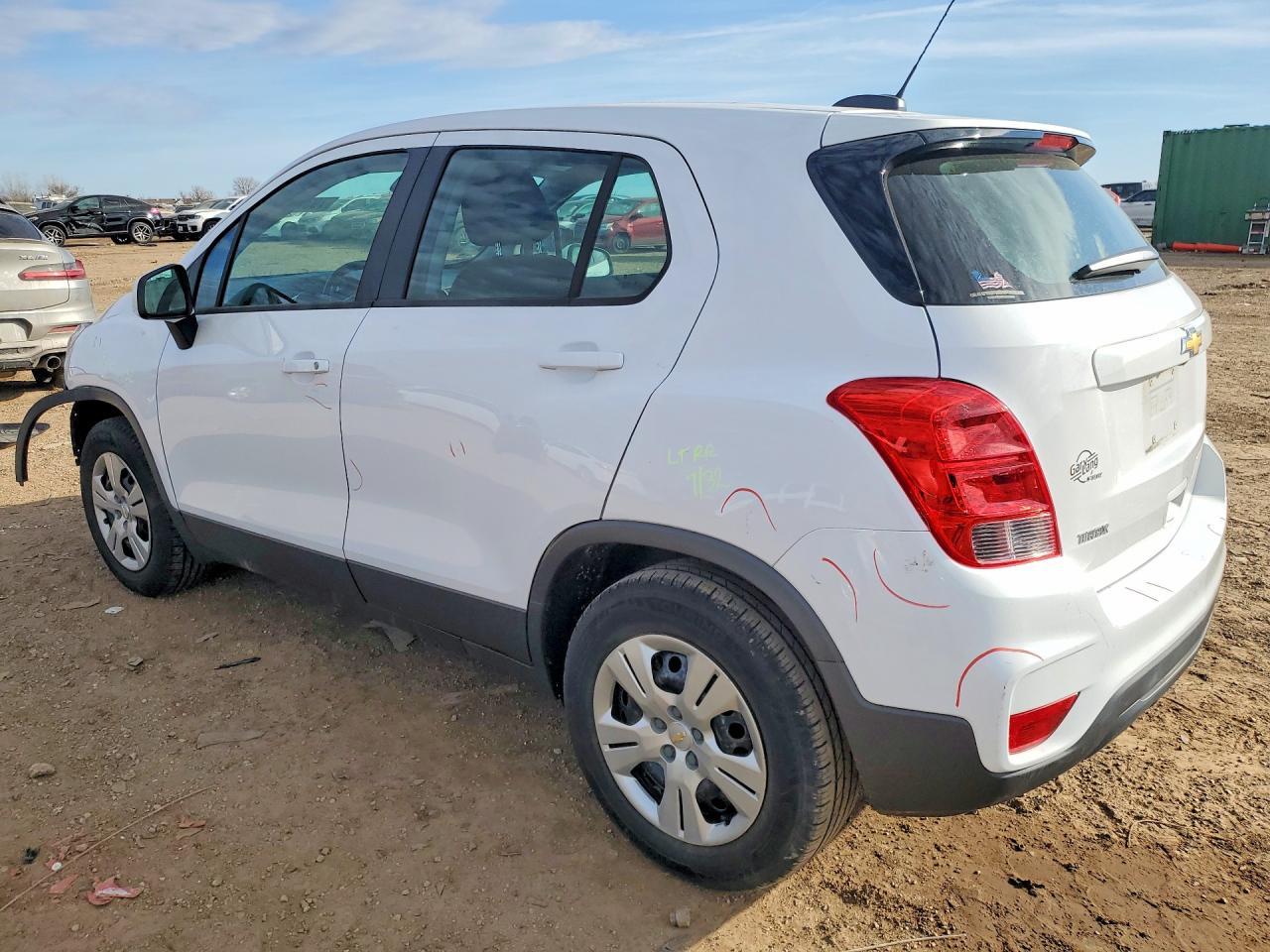 2018 Chevrolet Trax Ls - Image 2