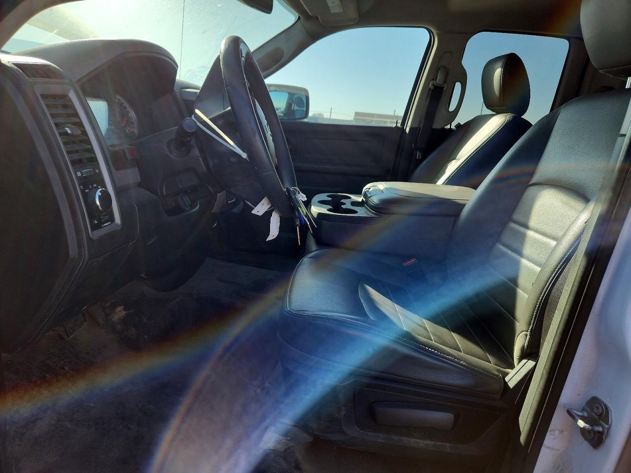 2018 Ram 1500 St - Image 7