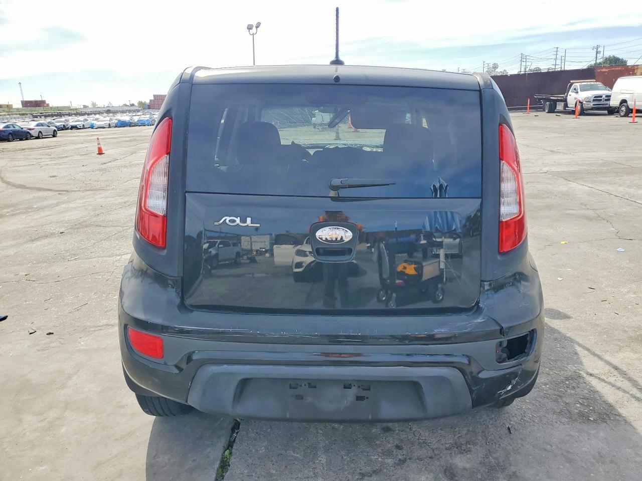 2013 Kia Soul + - Image 6