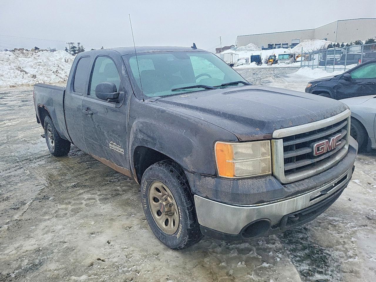 2011 GMC Sierra K1500 Sl - Image 4