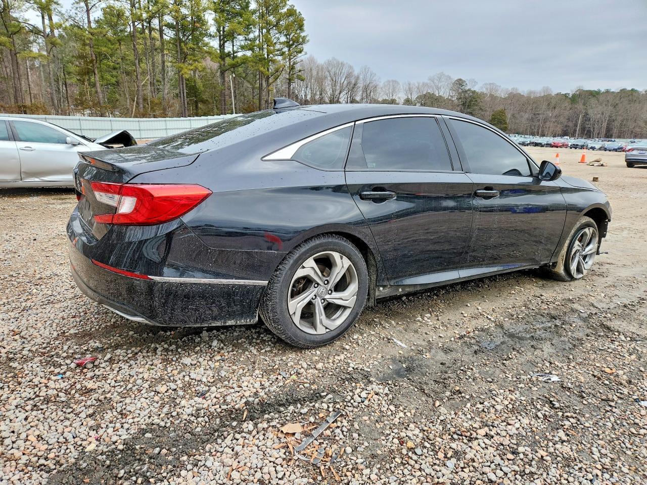 2018 Honda Accord Ex - Фото 3