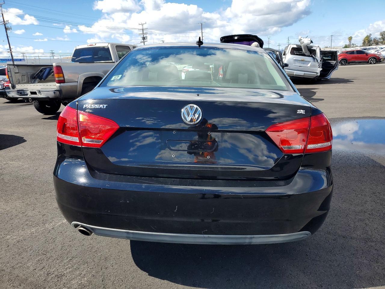 2013 Volkswagen Passat Se - Image 6