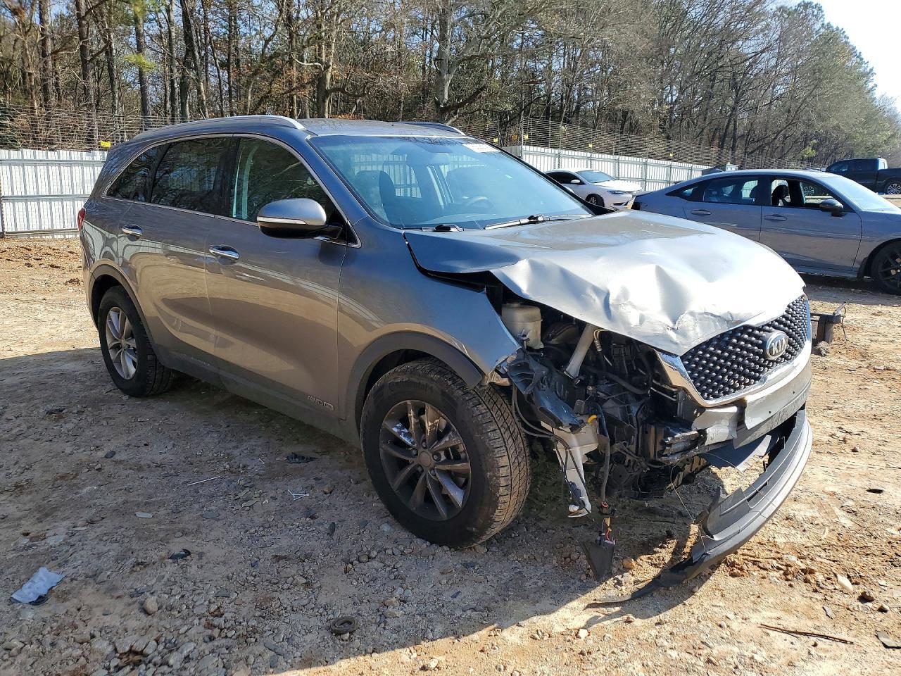 2016 Kia Sorento - Image 4