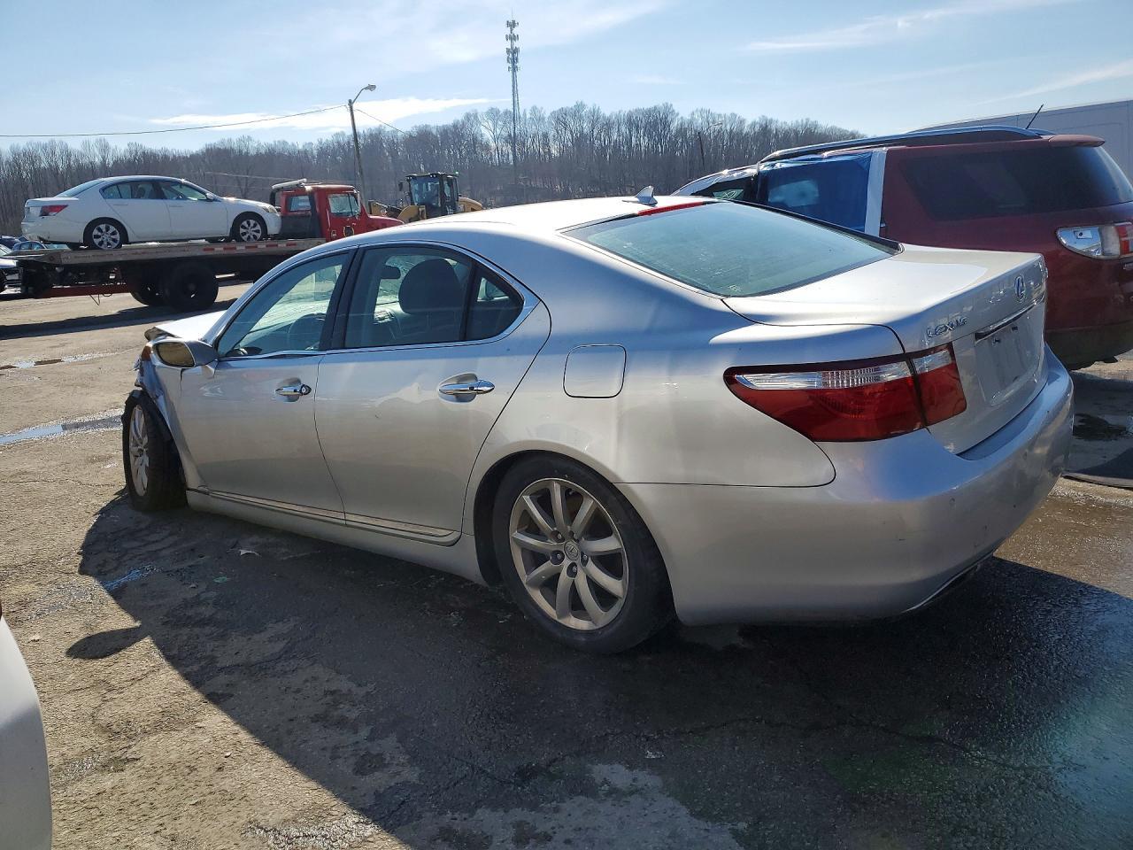 2008 Lexus Ls 460 - Image 2