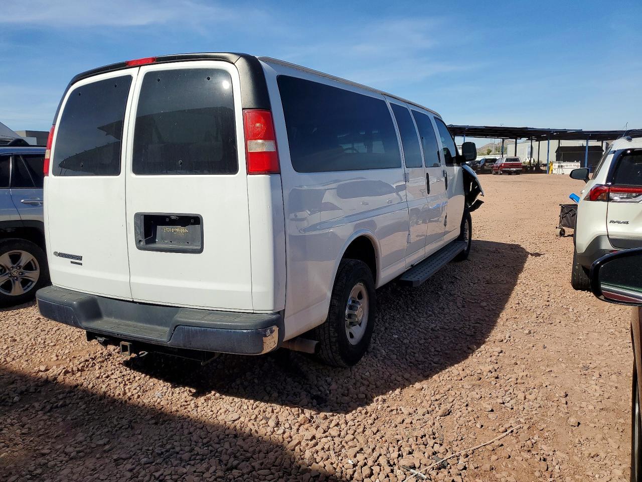 2013 Chevrolet Express G3500 Lt - Image 3