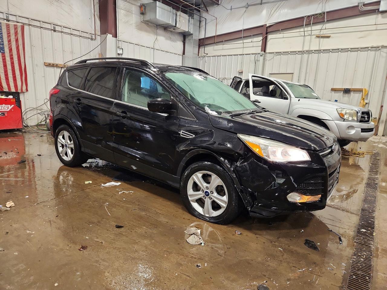 2014 Ford Escape Se - Фото 4