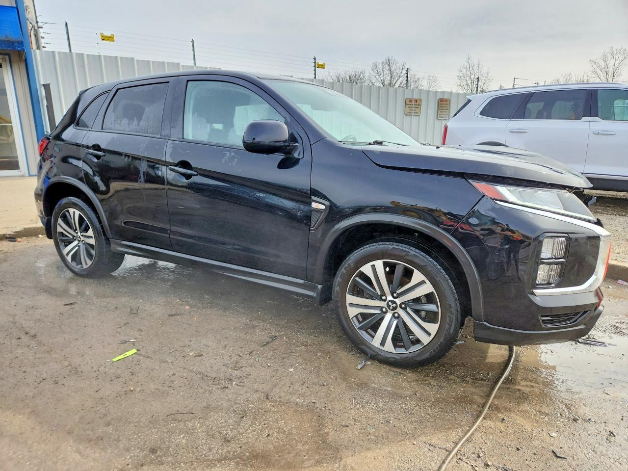 2022 Mitsubishi Outlander Sport Es - Фото 4