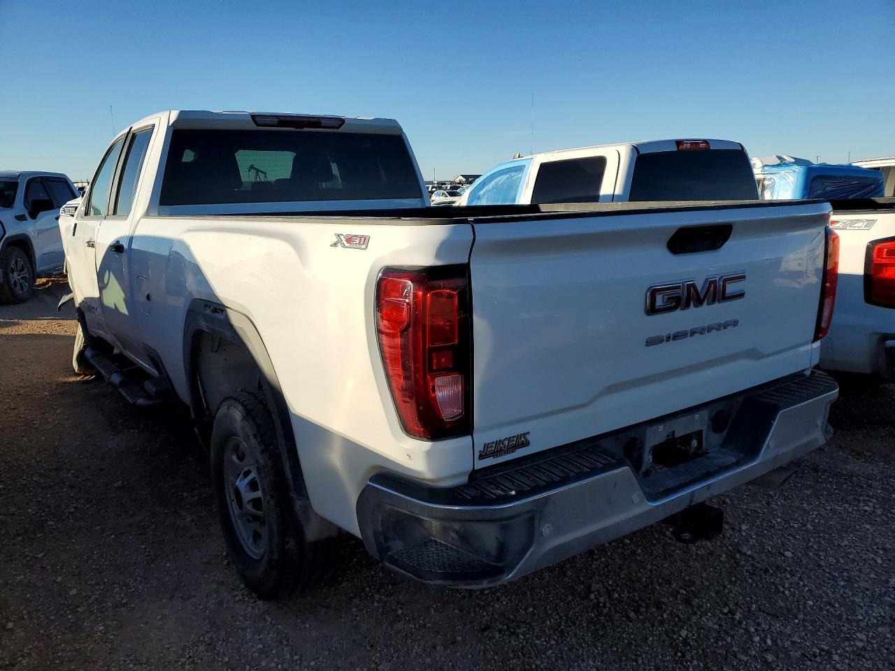2025 GMC Sierra K2500 Heavy Duty - Фото 2
