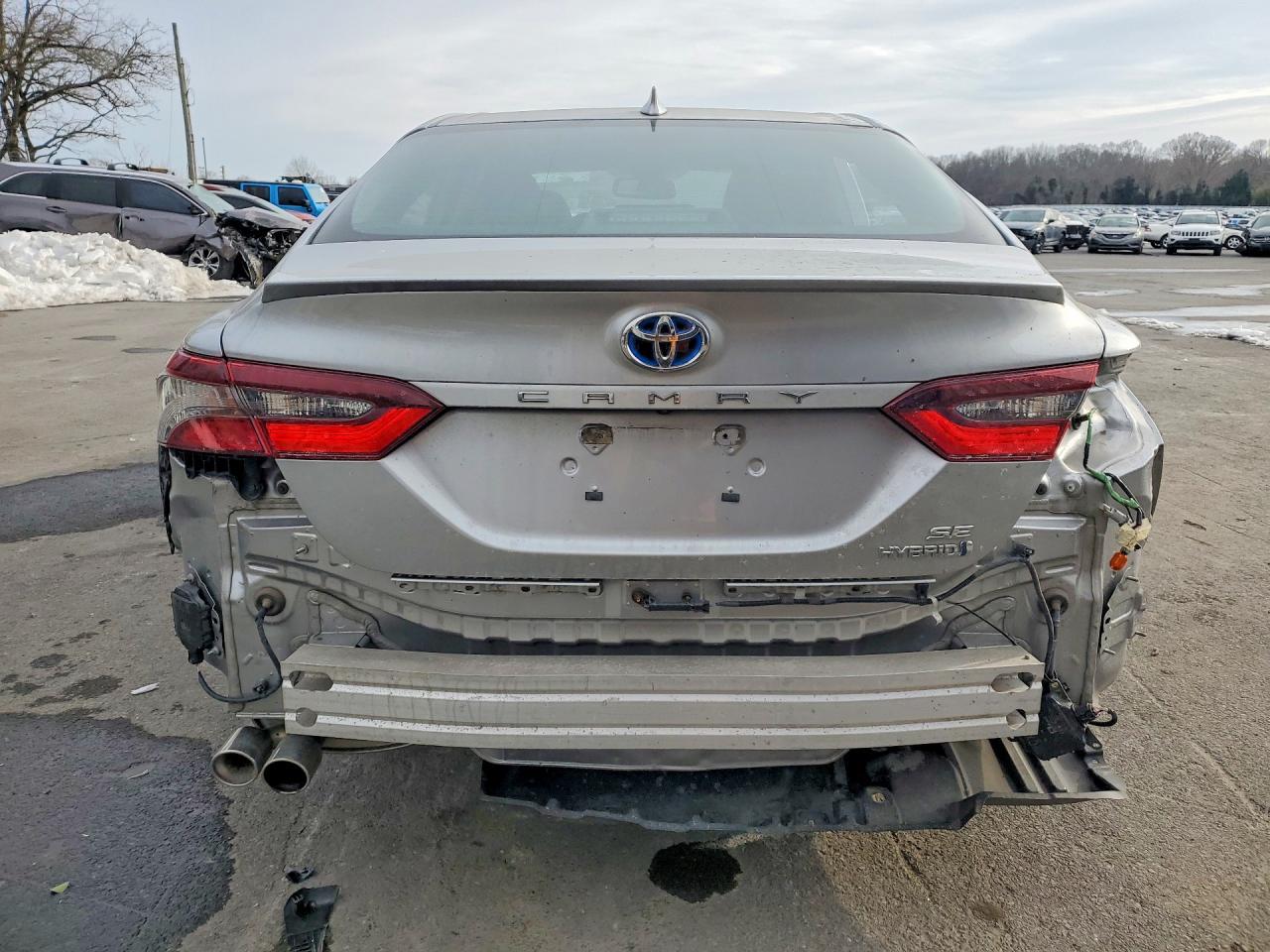 2022 Toyota Camry Night Shade - Фото 6