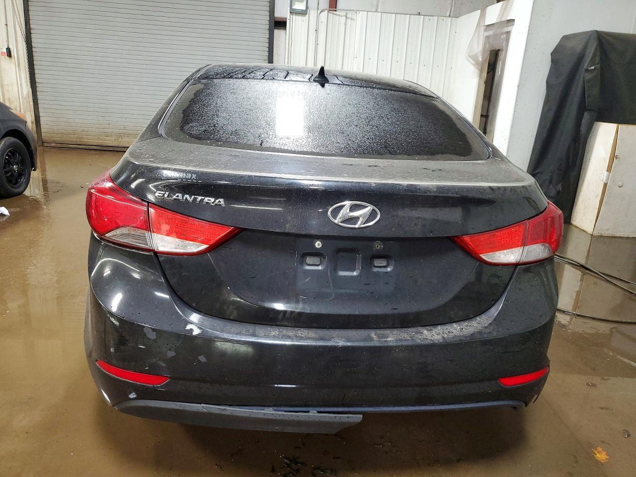2014 Hyundai Elantra Se - Фото 6
