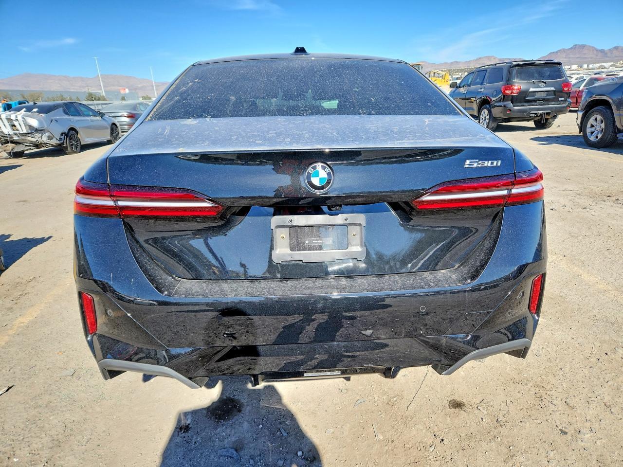 2024 BMW 530 I - Фото 6