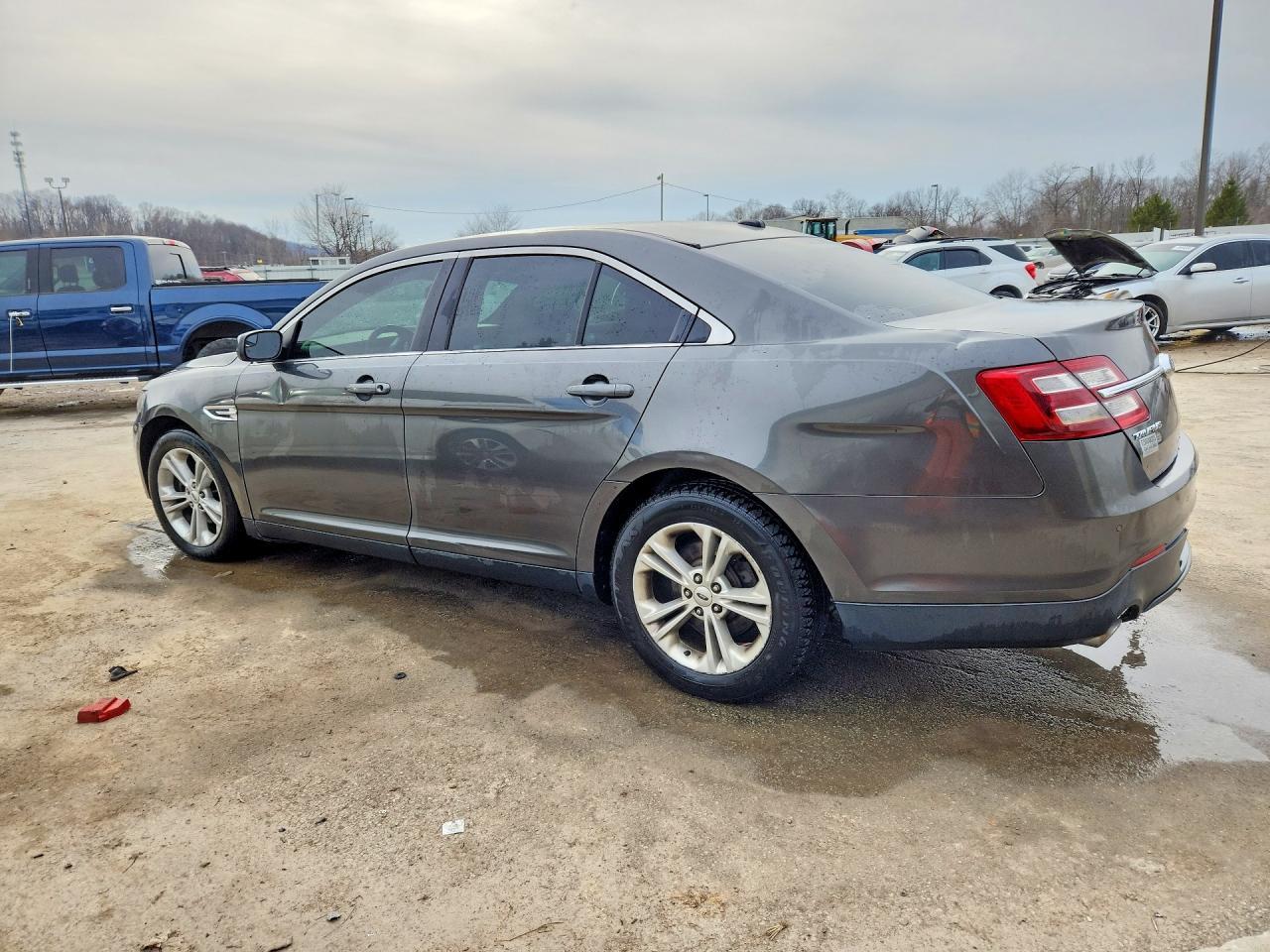 2017 Ford Taurus Sel - Фото 2