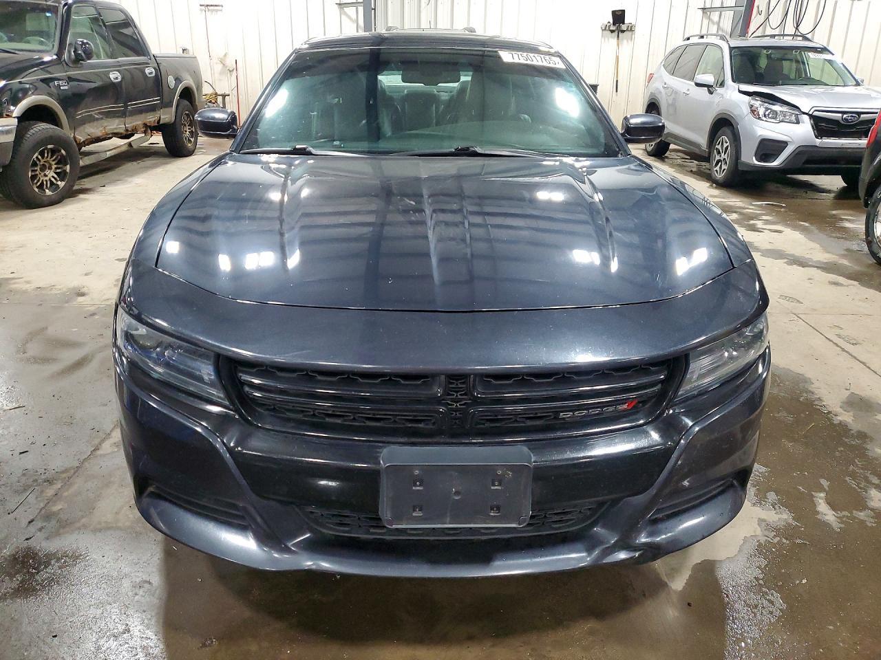 2016 Dodge Charger Sxt - Image 5