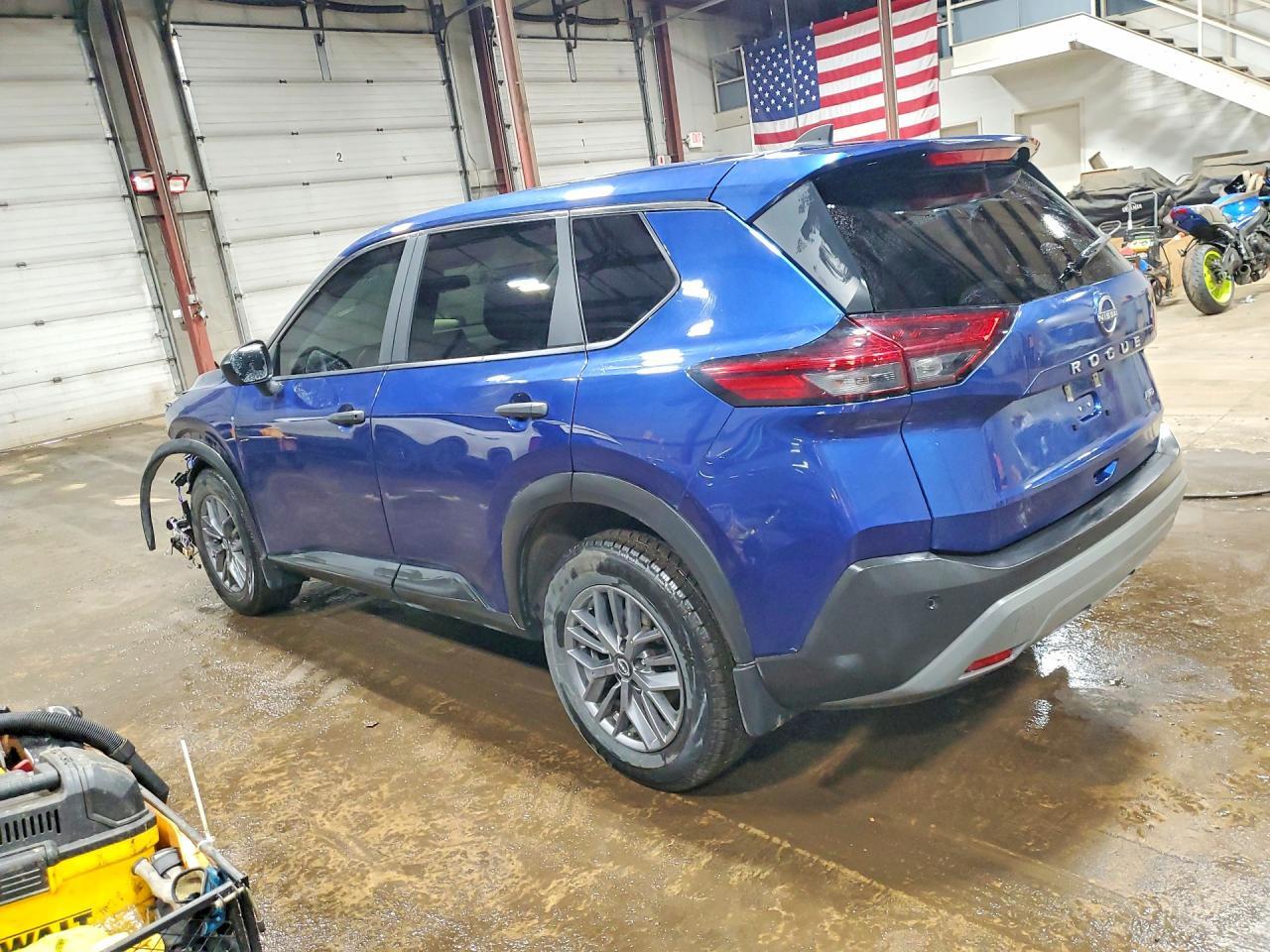 2023 Nissan Rogue S - Image 2