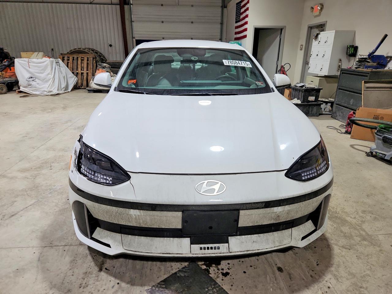 2023 Hyundai Ioniq 6 Sel - Image 5
