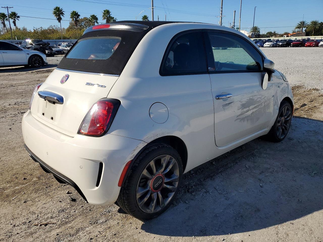 2018 Fiat 500 Pop - Фото 3
