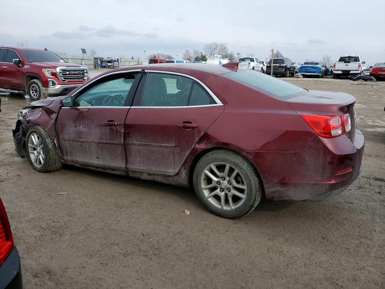 2015 Chevrolet Malibu 1Lt - Фото 2