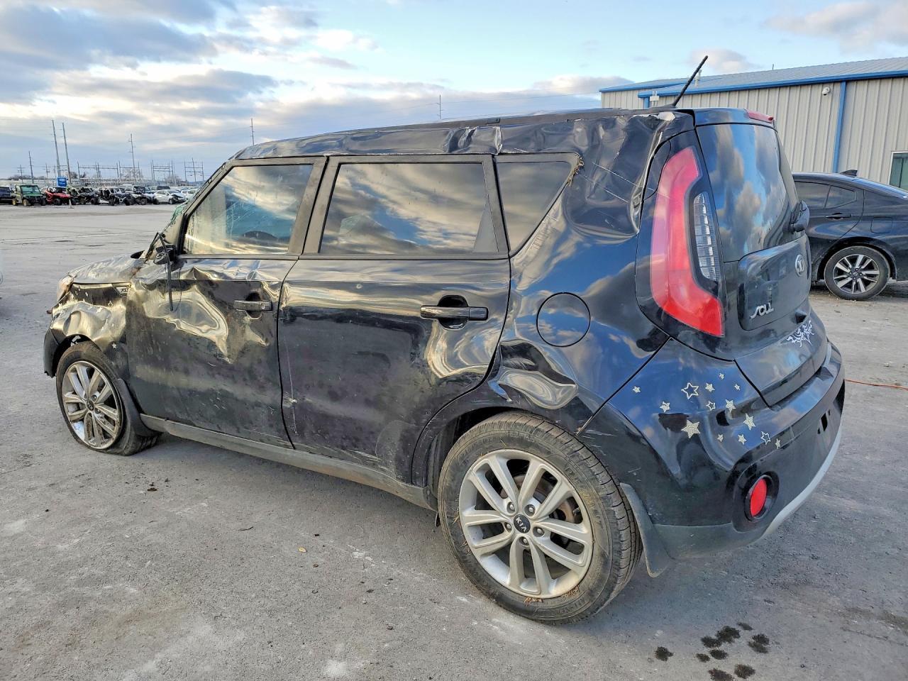 2017 Kia Soul + - Image 2