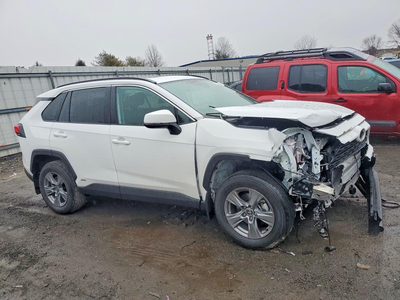 2024 Toyota Rav4 Hybrid Xle - Image 4
