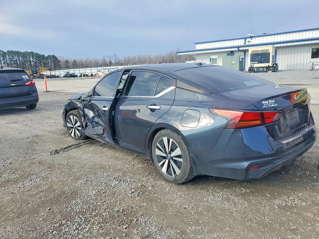 2022 Nissan Altima Sv - Фото 2