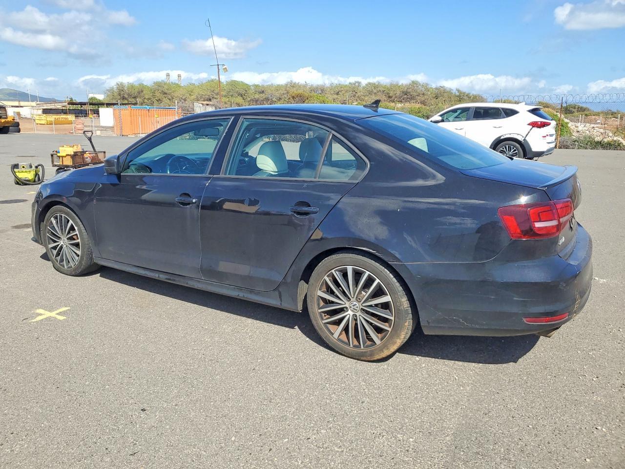 2016 Volkswagen Jetta Sport - Фото 2
