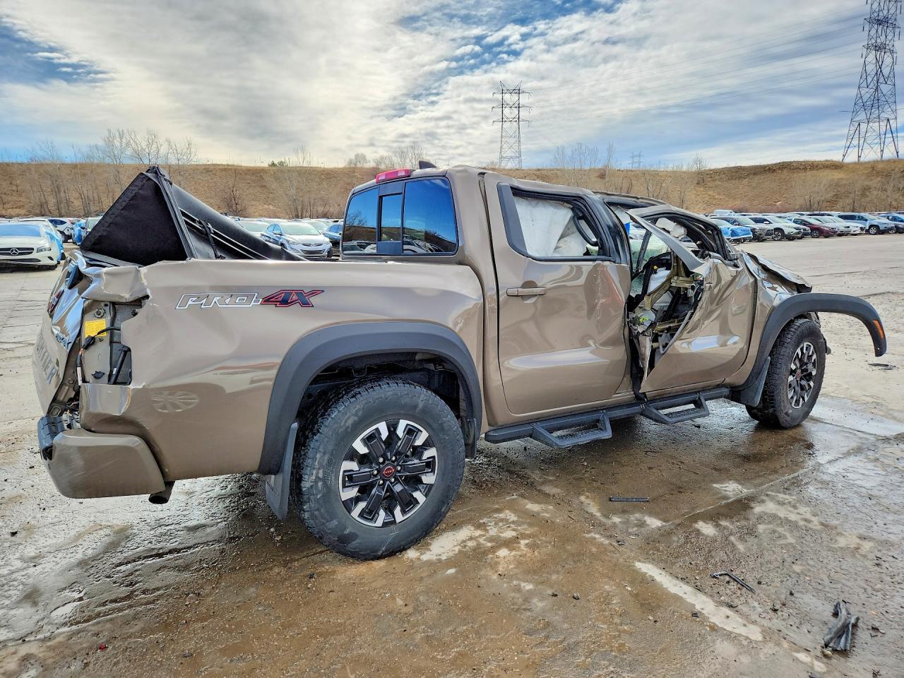 2022 Nissan Frontier Pro-4X - Image 3