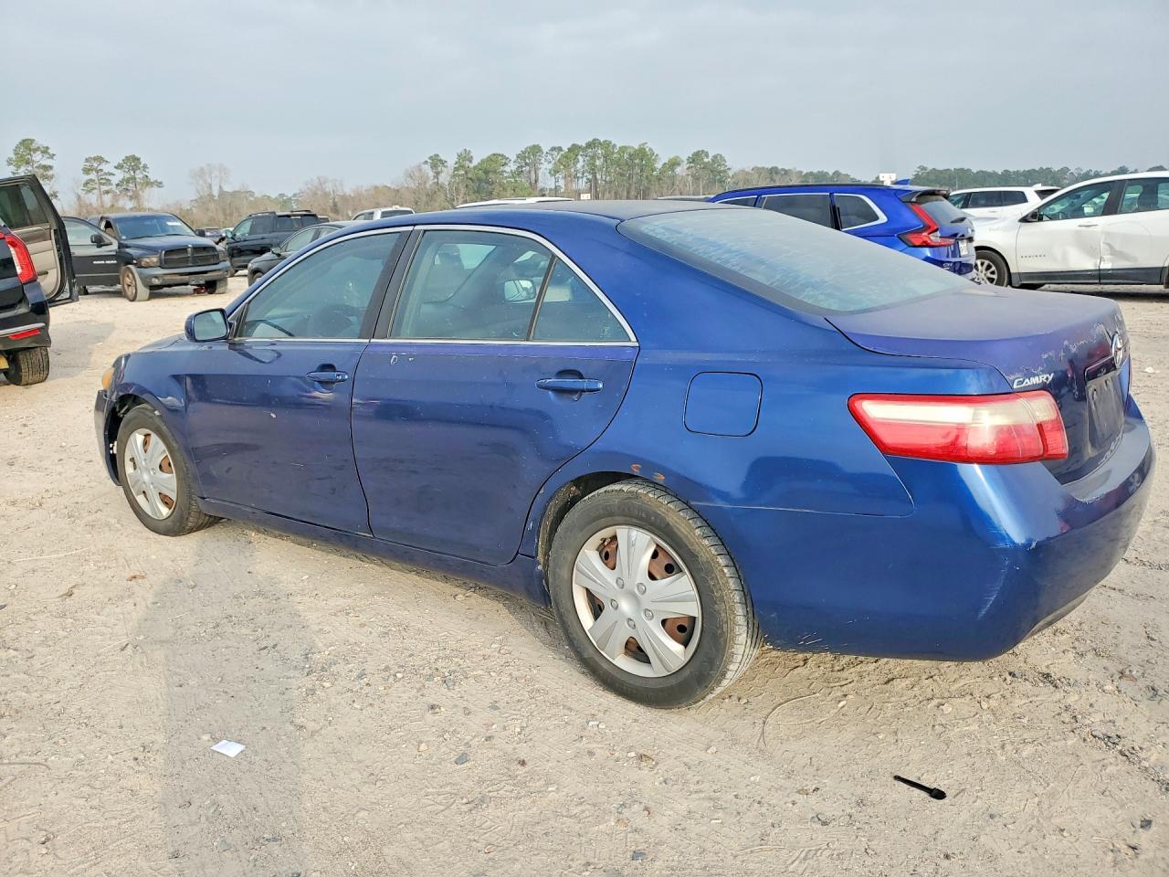 2008 Toyota Camry Ce - Image 2
