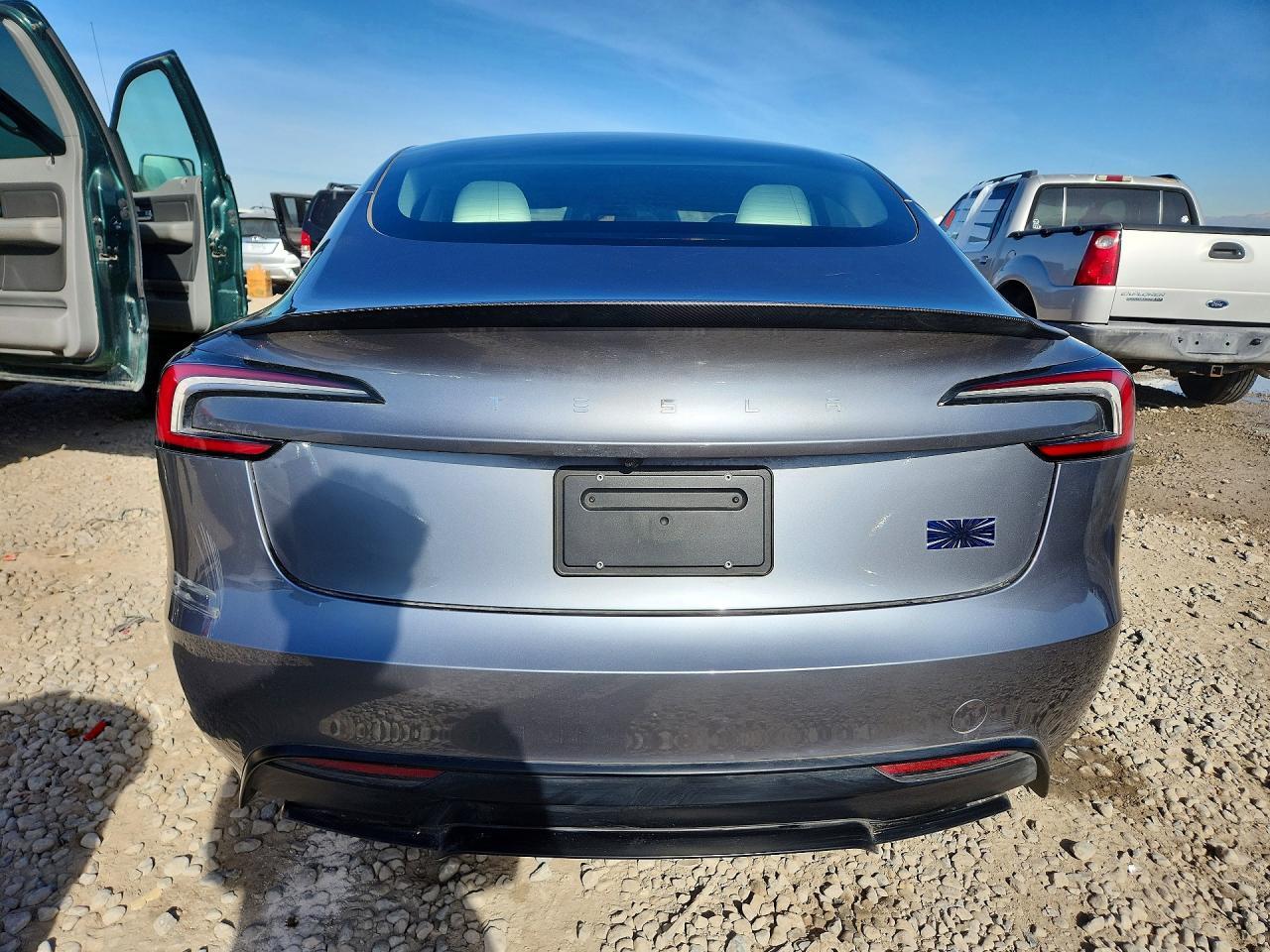 2024 Tesla Model 3 - Image 6