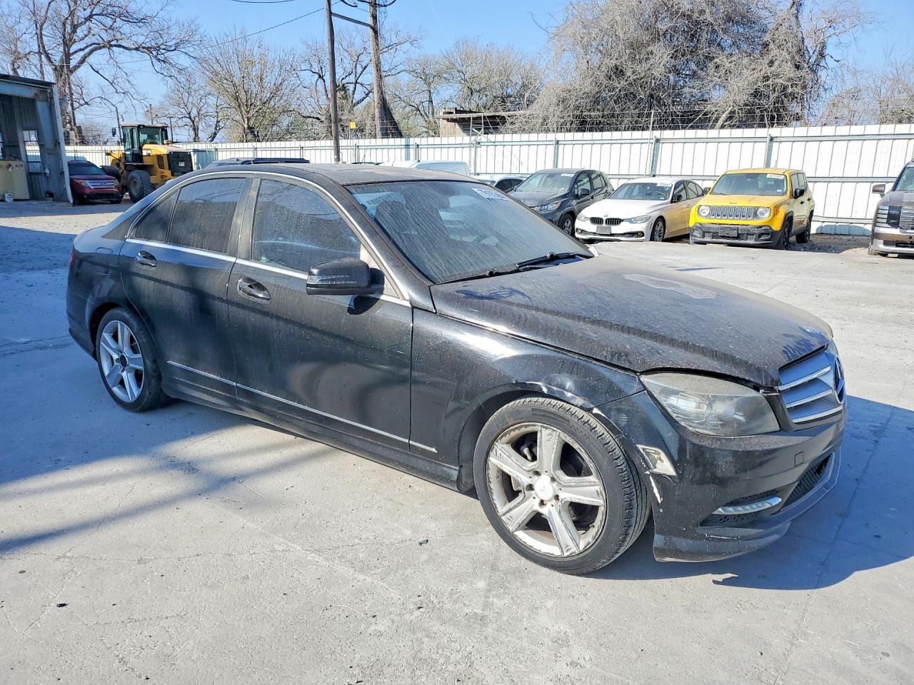 2011 Mercedes-Benz C 300 - Фото 4