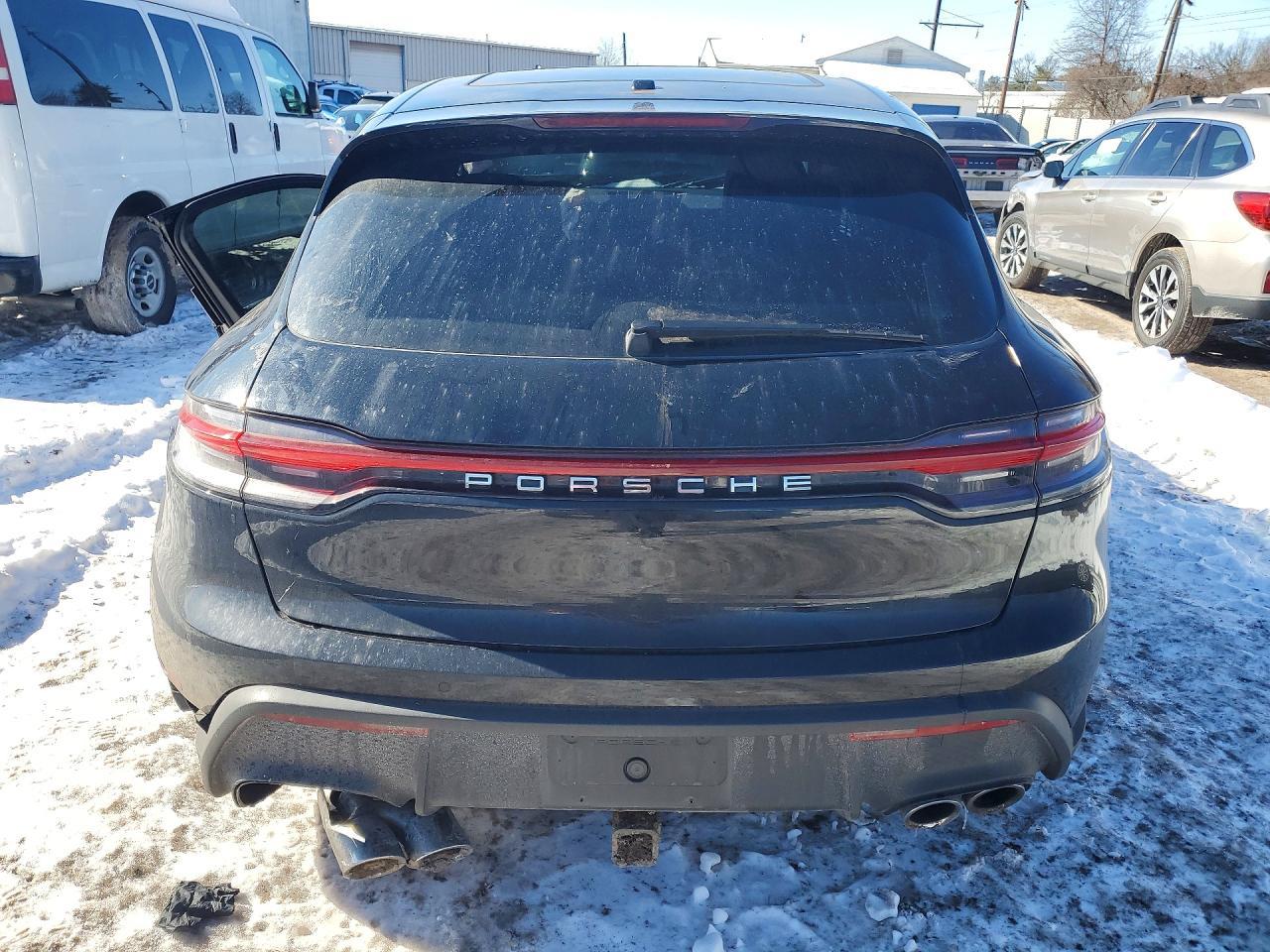 2025 Porsche Macan Base - Фото 6
