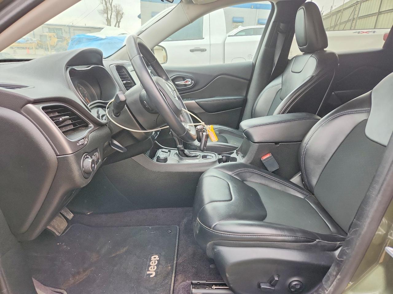 2019 Jeep Cherokee Latitude Plus - Фото 7
