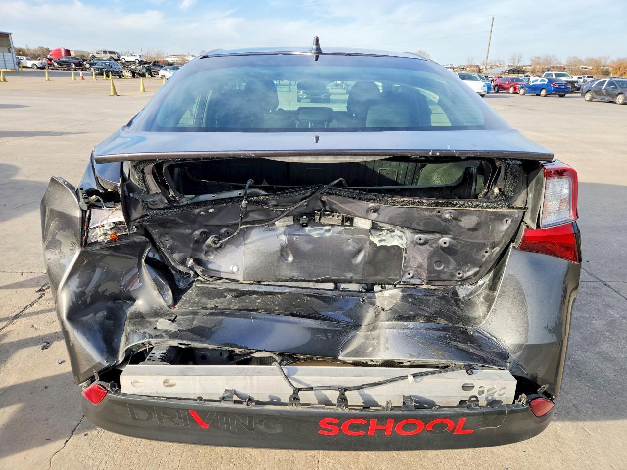 2022 Toyota Prius Night Shade - Фото 6