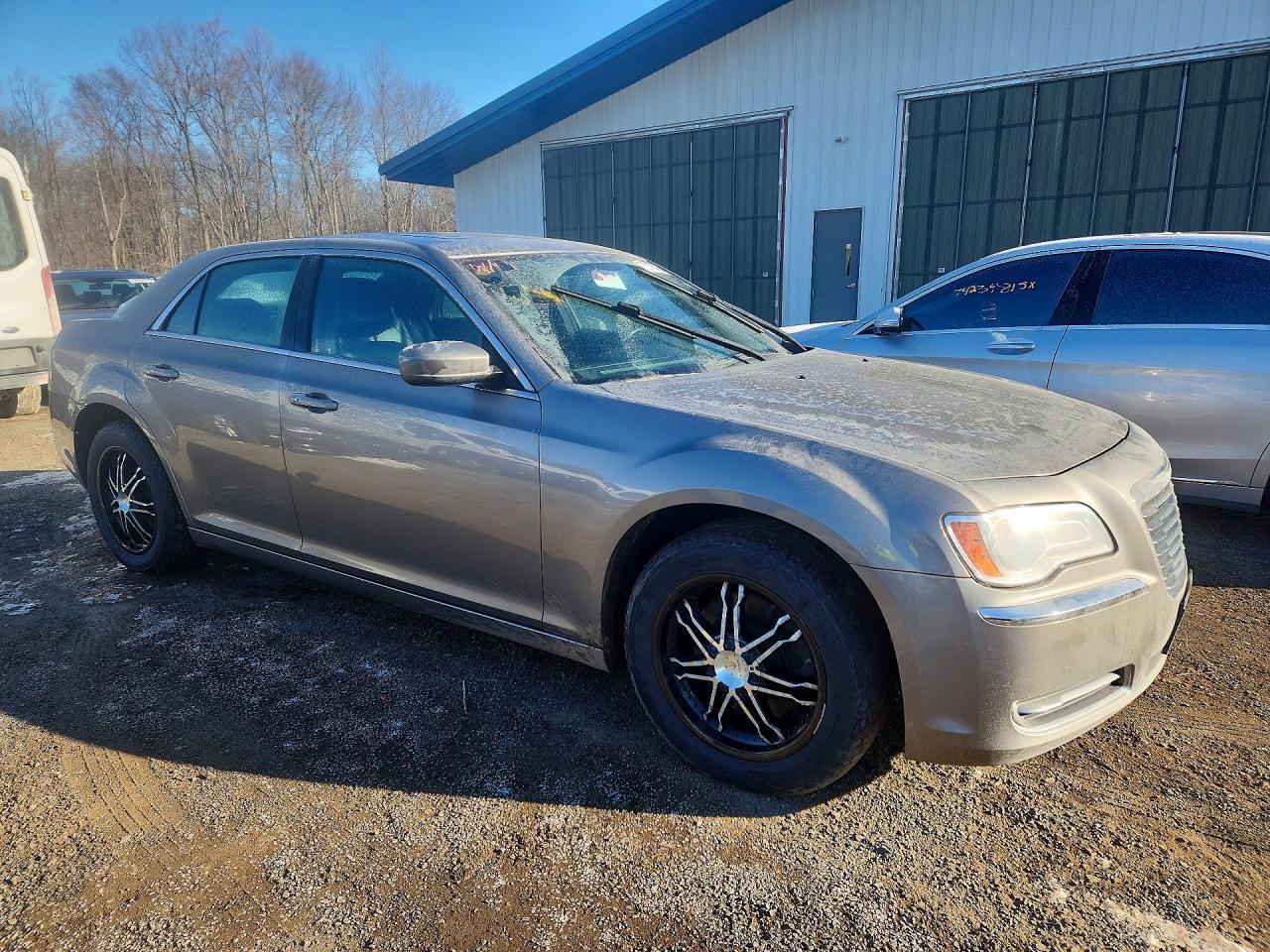 2014 Chrysler 300 - Фото 4