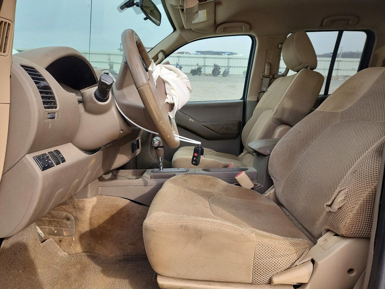 2013 Nissan Frontier S - Фото 7