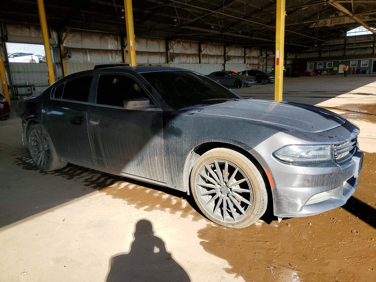 2016 Dodge Charger Sxt - Image 4