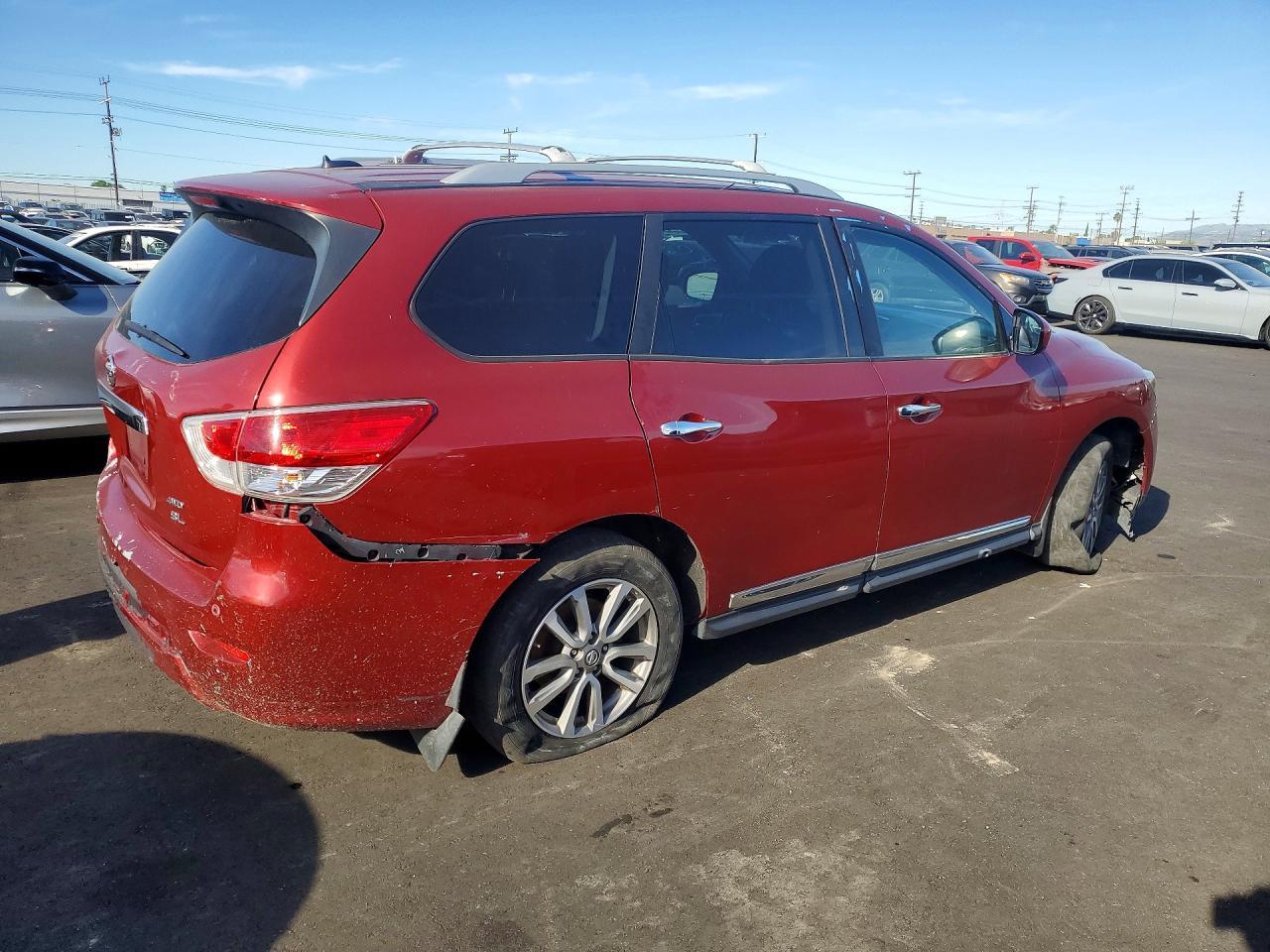 2013 Nissan Pathfinder S - Фото 3