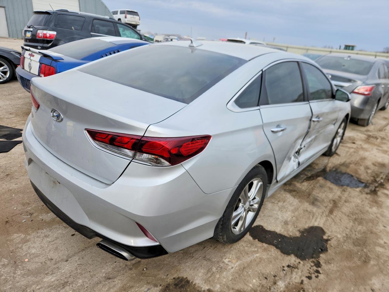 2019 Hyundai Sonata Sel - Image 3
