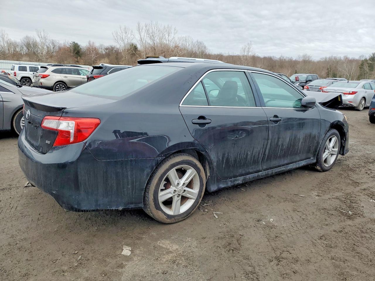 2013 Toyota Camry Se - Фото 3