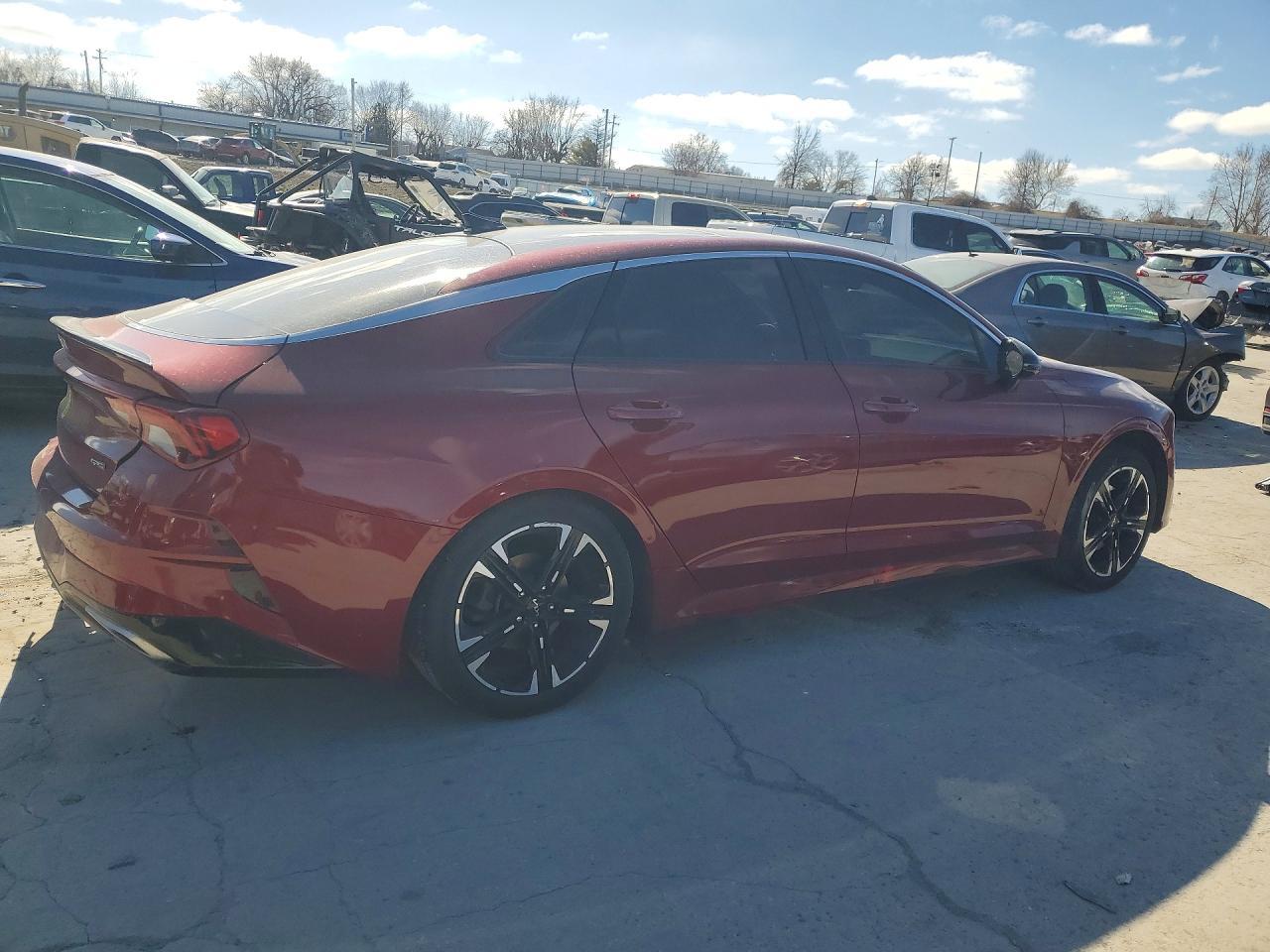 2022 Kia K5 Gt Line - Image 3