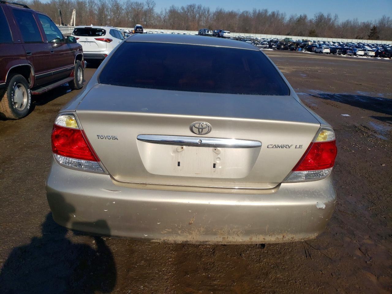 2005 Toyota Camry Le - Фото 6