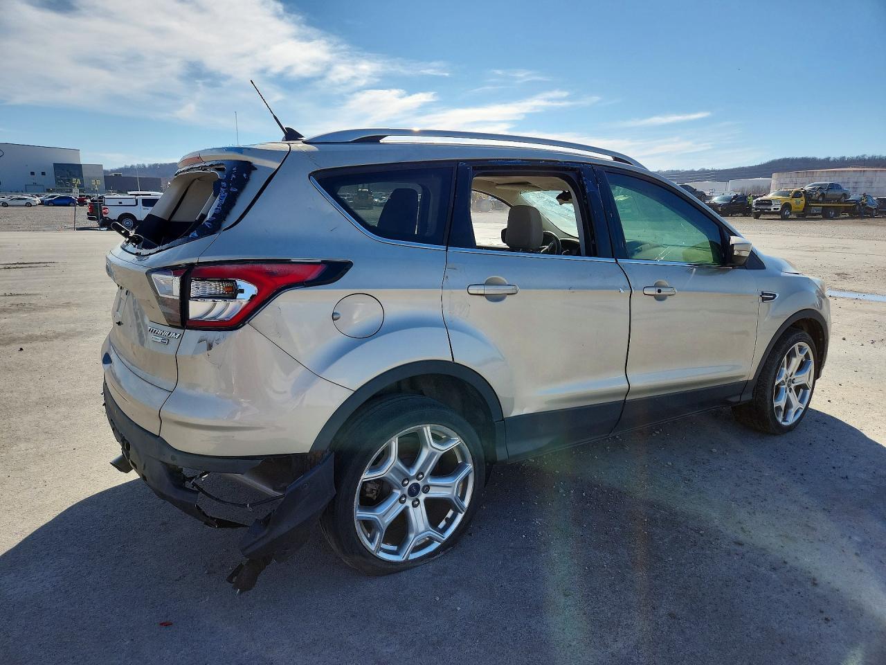 2018 Ford Escape Titanium - Фото 3
