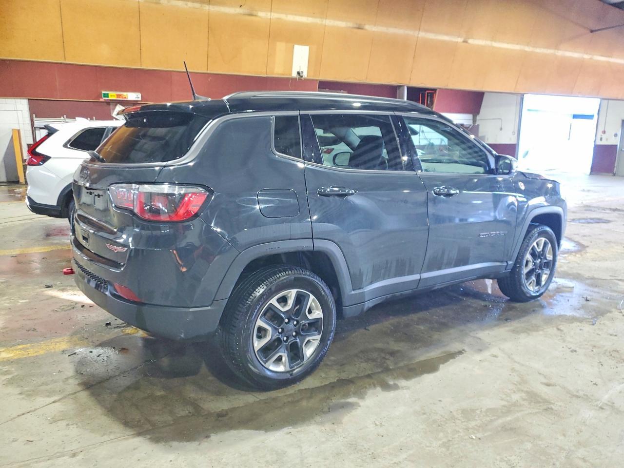 2018 Jeep Compass Trailhawk - Фото 3