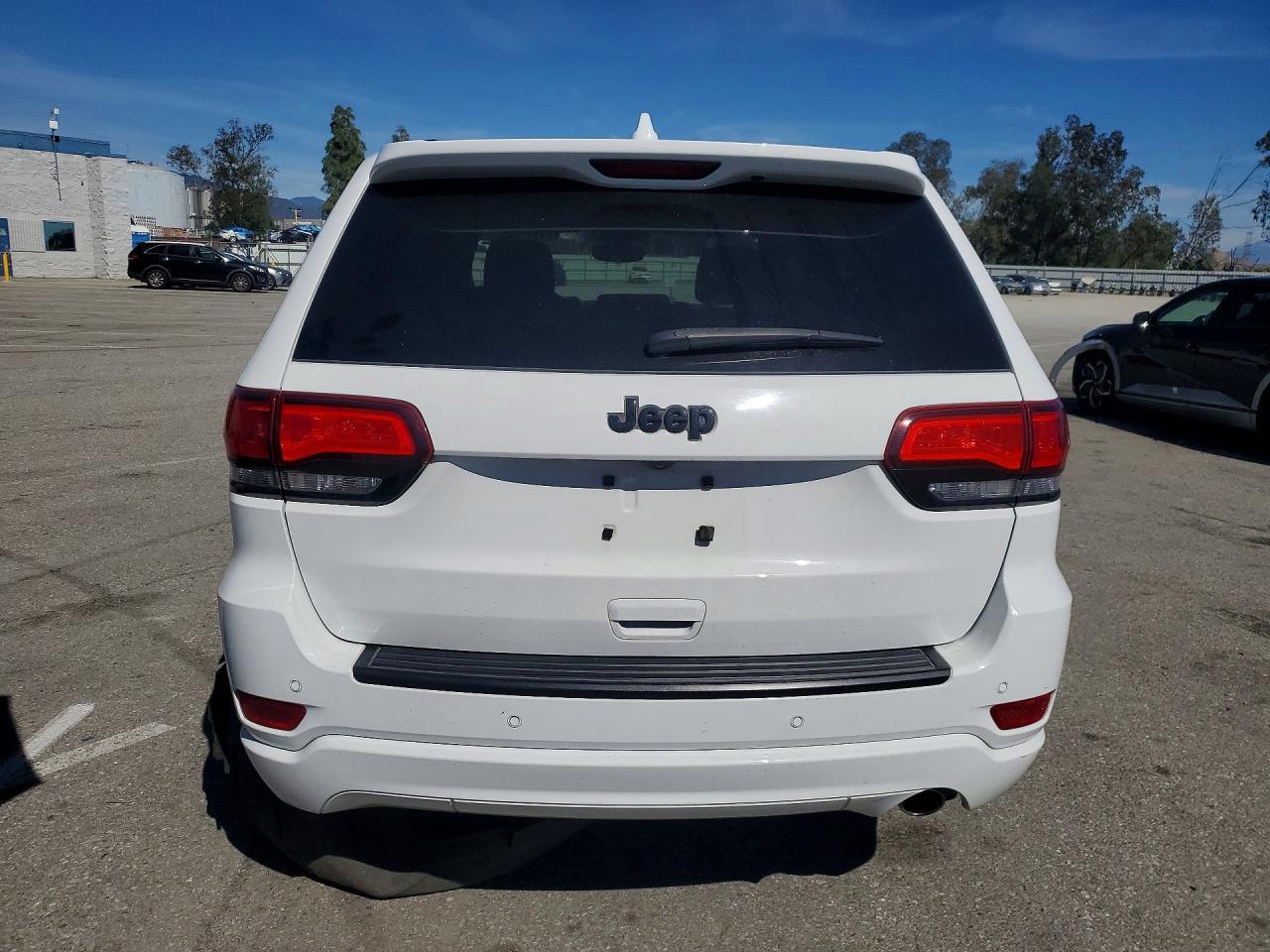 2018 Jeep Grand Cherokee Laredo - Фото 6