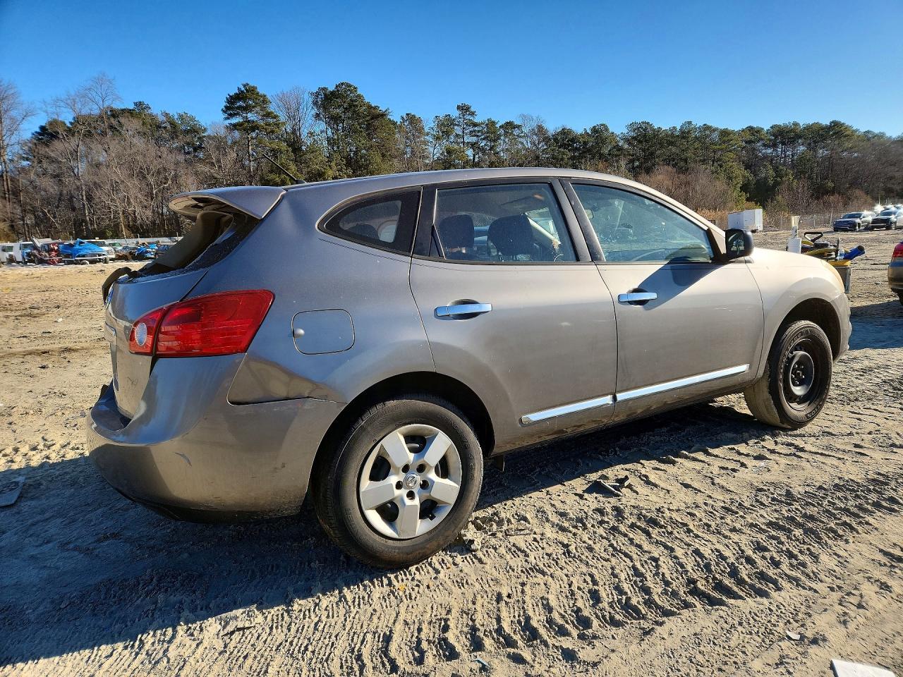 2013 Nissan Rogue S - Фото 3