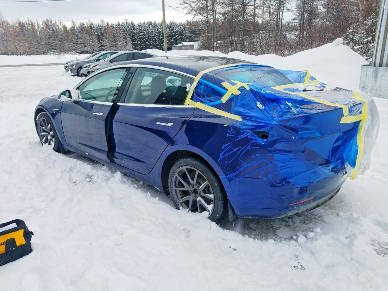 2018 Tesla Model 3 - Image 2