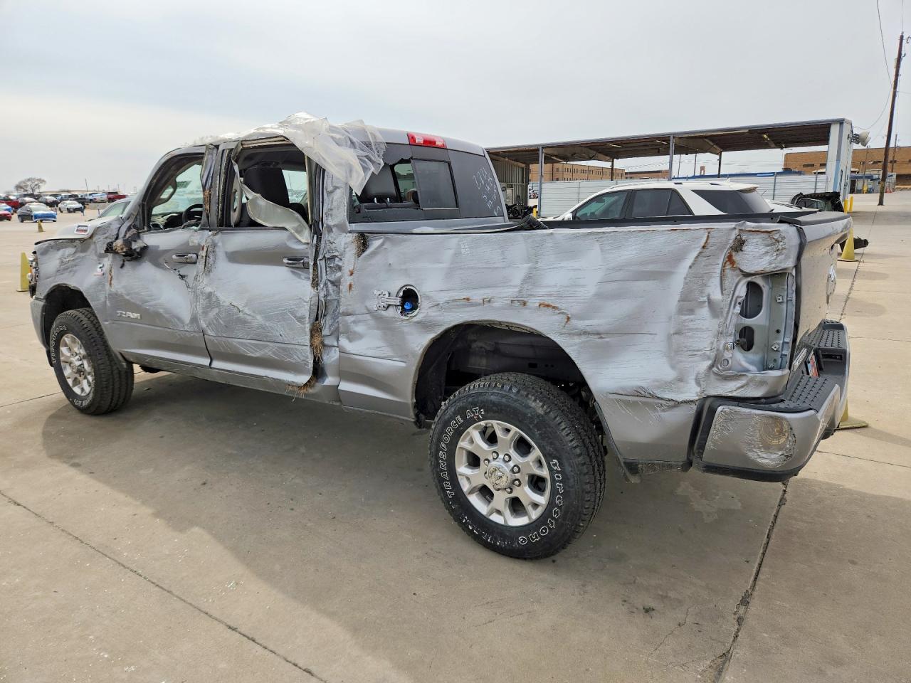 2024 Ram 2500 Laramie 4Wd 6C Tdsl Crew Cab 6.7L V8 - Фото 2